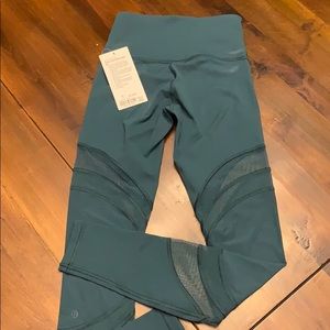 NWT Lululemon Seek the Heat Tight 28”